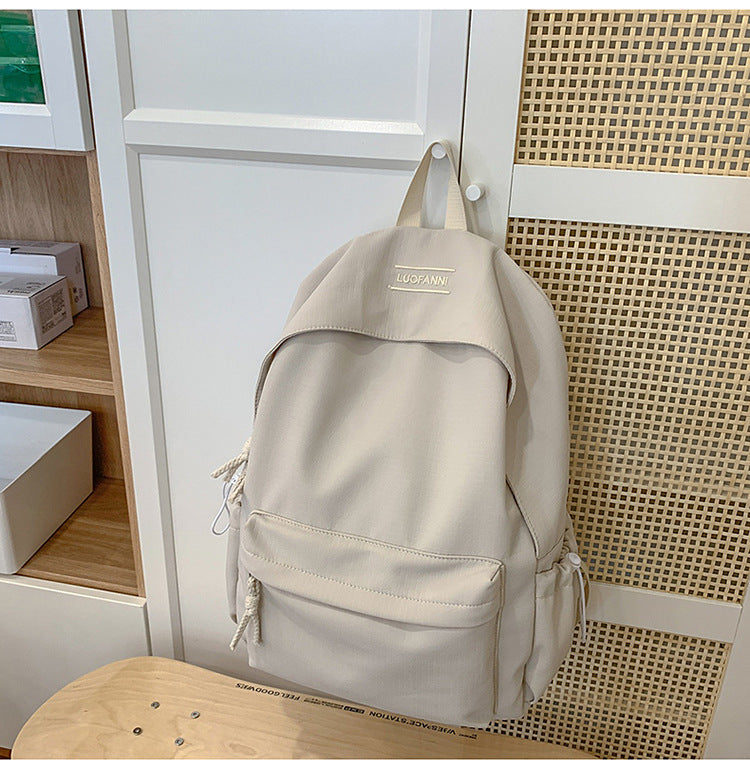 Leichter Schulrucksack für den täglichen Gebrauch