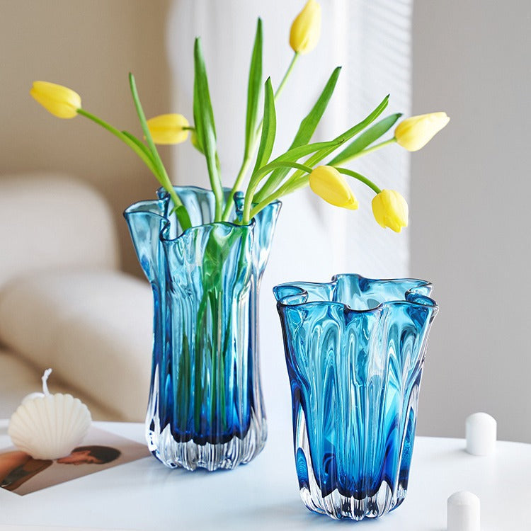 Mouth-blown gerippte Blütenrand dekorative Glas Tischvase Brehn