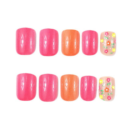 Trendiges Floral-Nagelkunst-Design Brehn