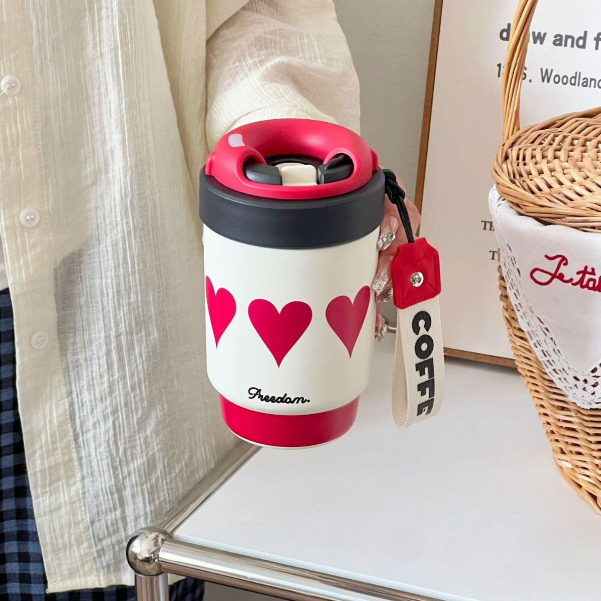 Damen Thermosbecher mit elegantem Goldrand Brehn