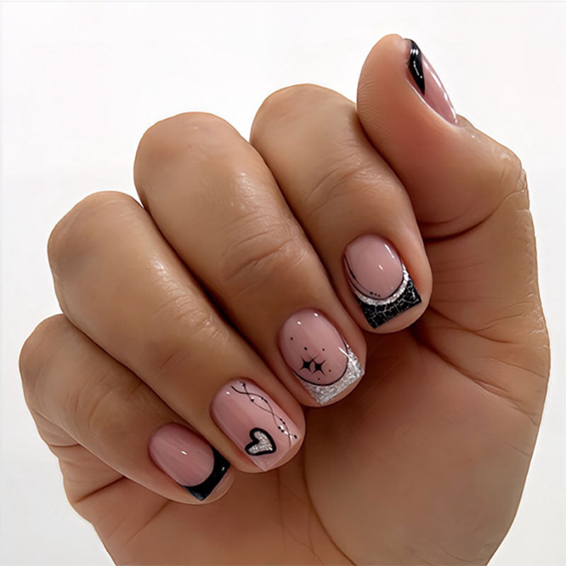 Künstliche Nagelkunst mit glamourösem Design Brehn