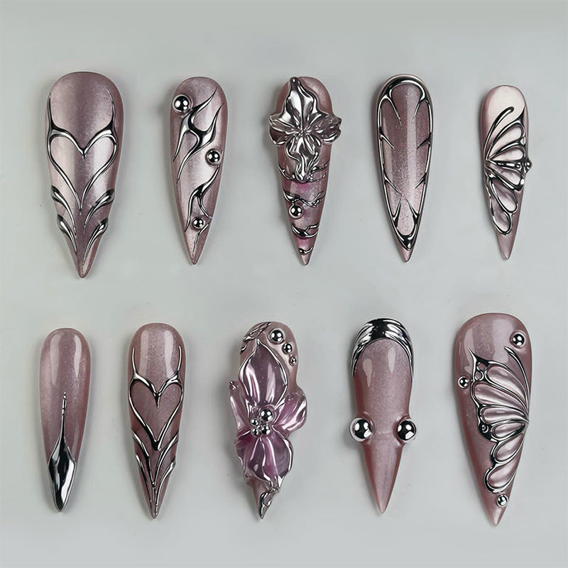 Künstlerisches Press-On-Nagel-Set mit intricaten Blumenmotiven Brehn