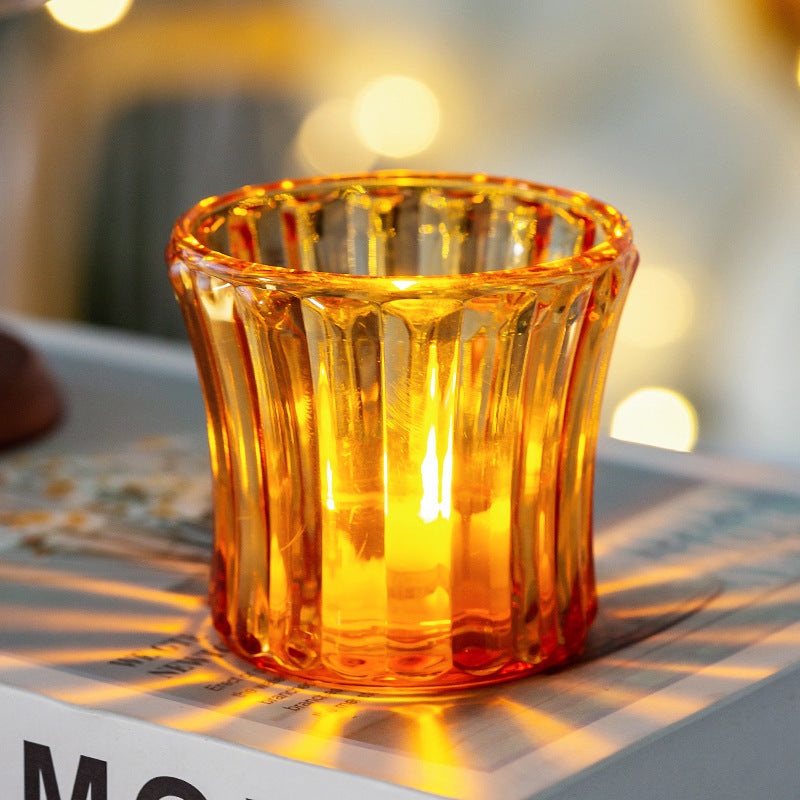 Dekorative Glas-Kerzenhalter
