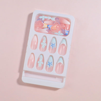 Premium Press-On Nail Set mit dekorativen Akzenten Brehn