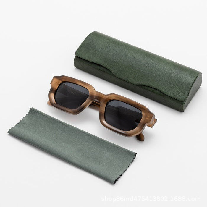 Damen Sonnenbrille im modernen geometrischen Design von Brehn