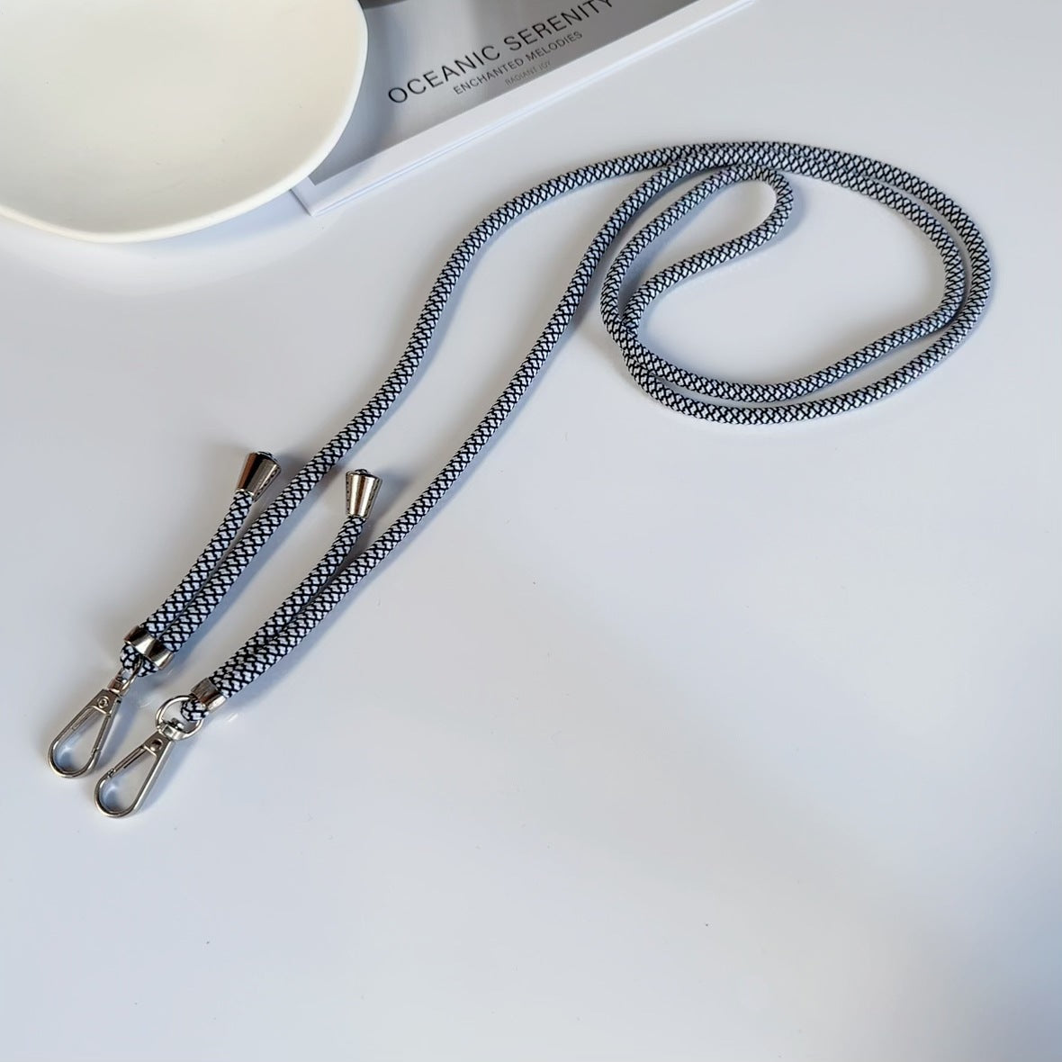 Verstellbare Lanyard mit doppelten Clips Brehn