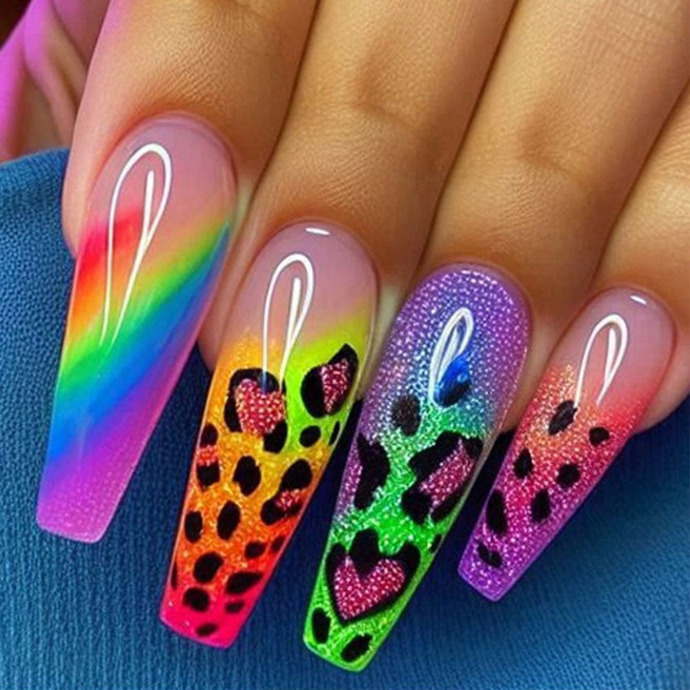 Elegante Kunstnagelverzierung Brehn