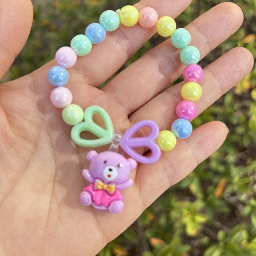 Buntes Armband mit Blumenanhängern Brehn