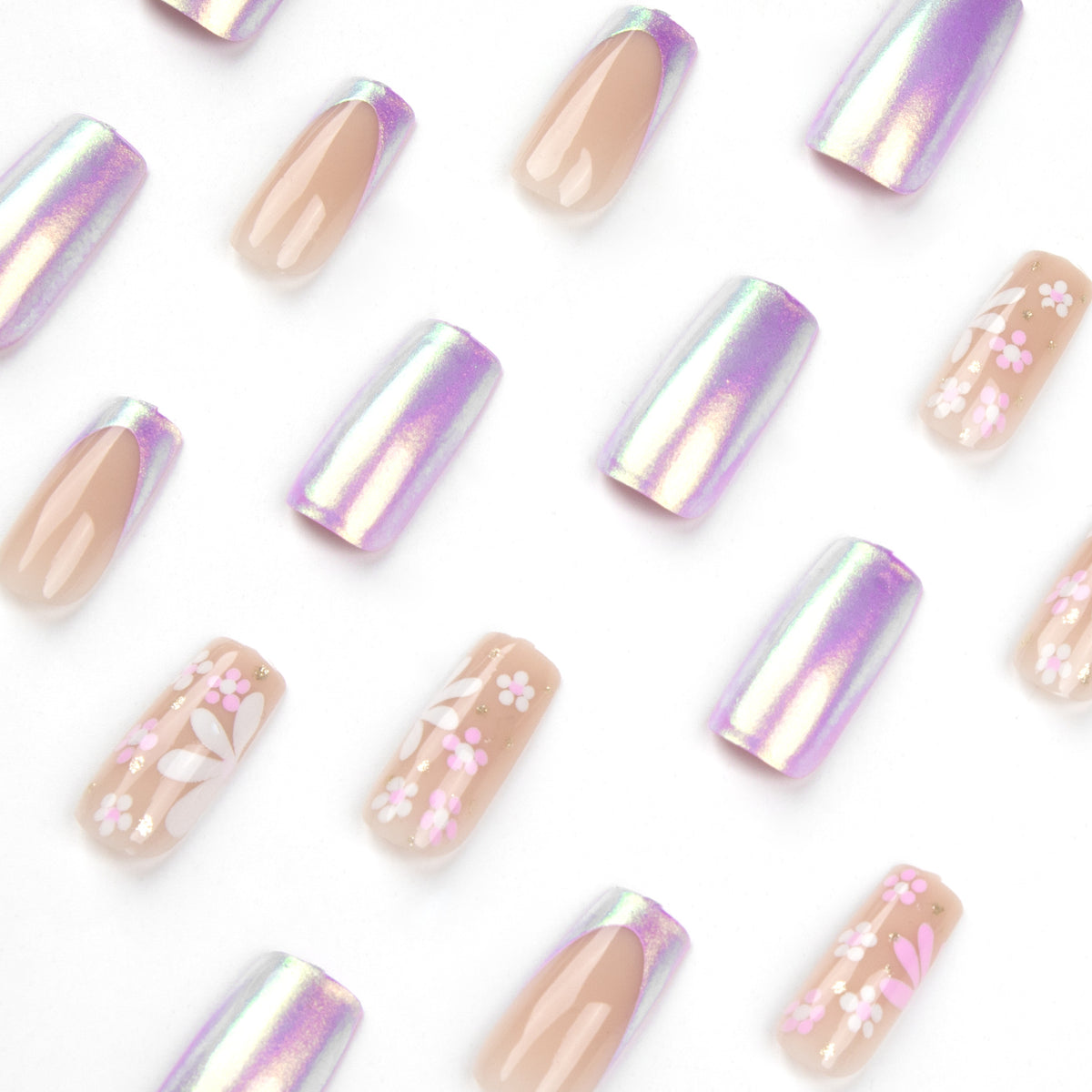 Künstliche Nagelkunst mit floralen Mustern und Glanz Brehn