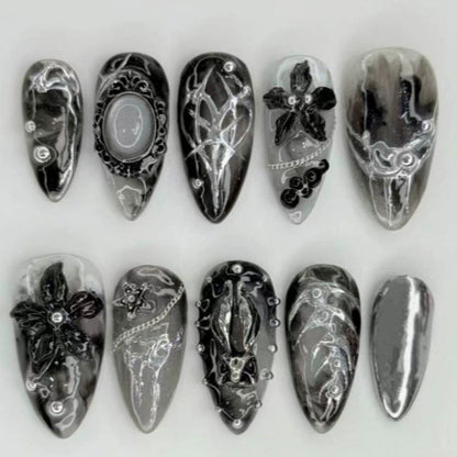 Künstliche Nagelspitzen mit glamourösem Schwarz-Weiß-Design Brehn