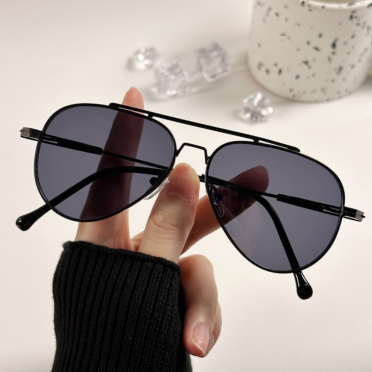 Damen zeitlose Piloten-Sonnenbrille mit hochwertigem Rahmen Brehn