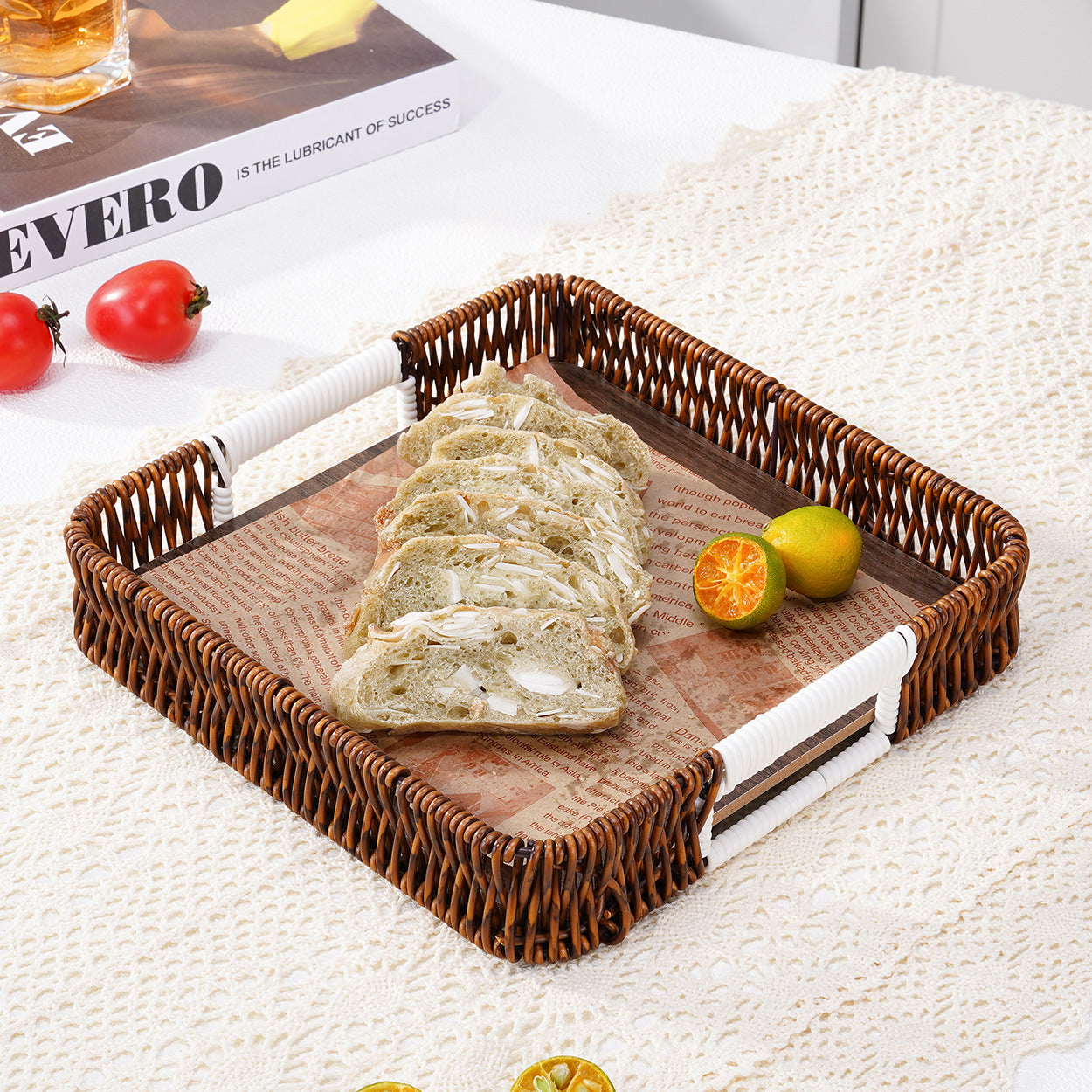 Stylische handgewebte Servierplatte Brehn