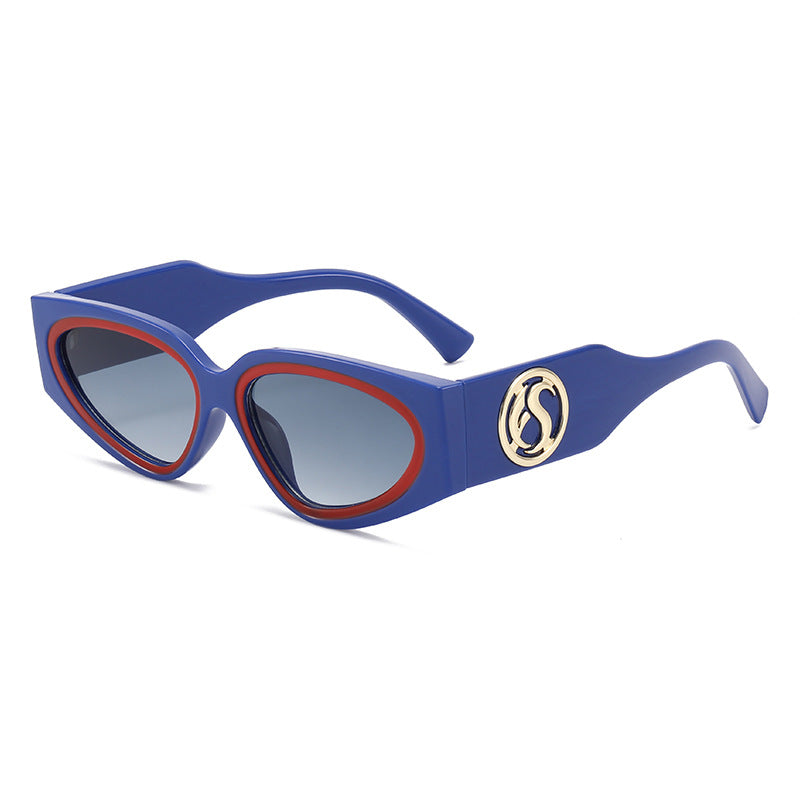 Damen Cat-Eye Sonnenbrille mit luxuriösem Rahmen und glamourösen Details Brehn