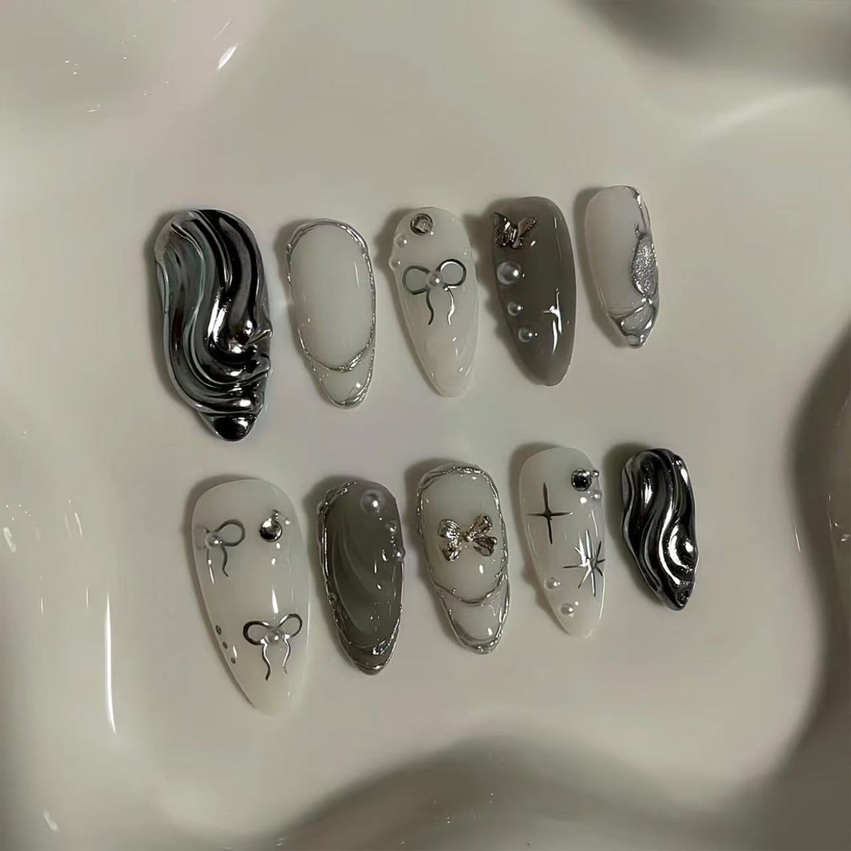 Künstlerisches Nageldesign Brehn