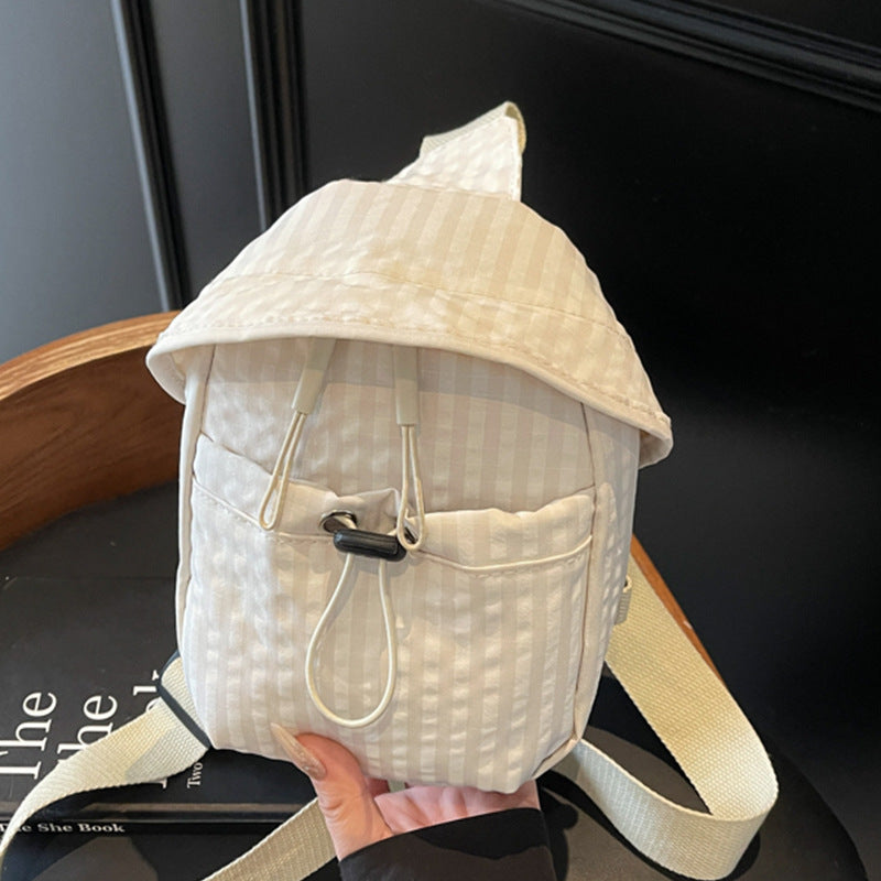 Kompakte verstellbare Crossbody-Rucksack
