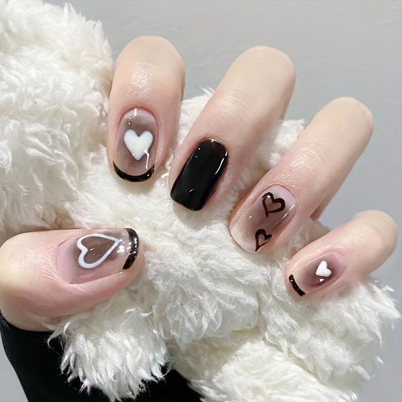 Moderne glitzernde Nagelkunst-Verbesserungen Brehn