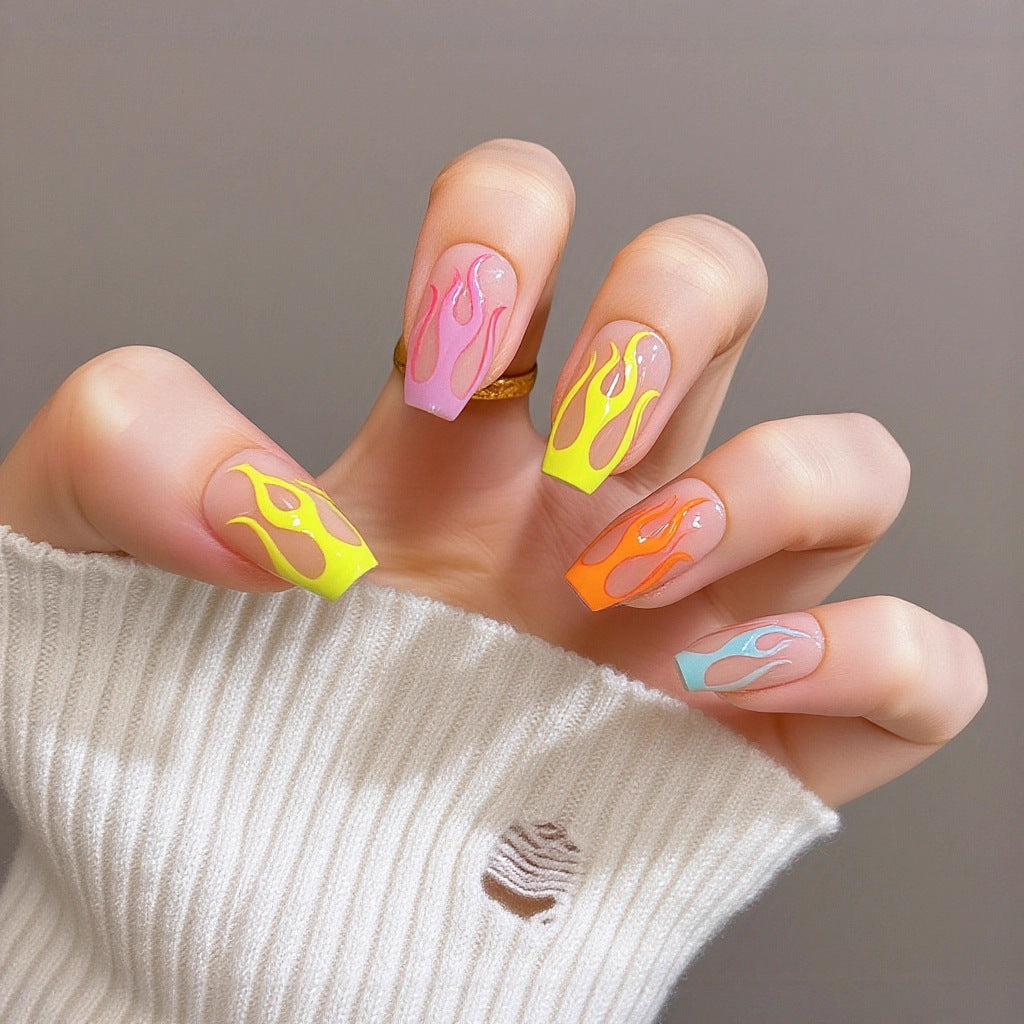 Glamouröse Nageldesigns Brehn