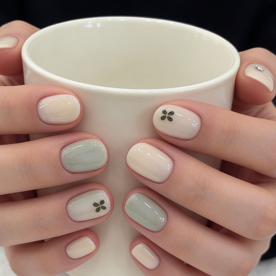 Künstlerisches katzenmotiviertes Press-On-Nagelkunstset Brehn