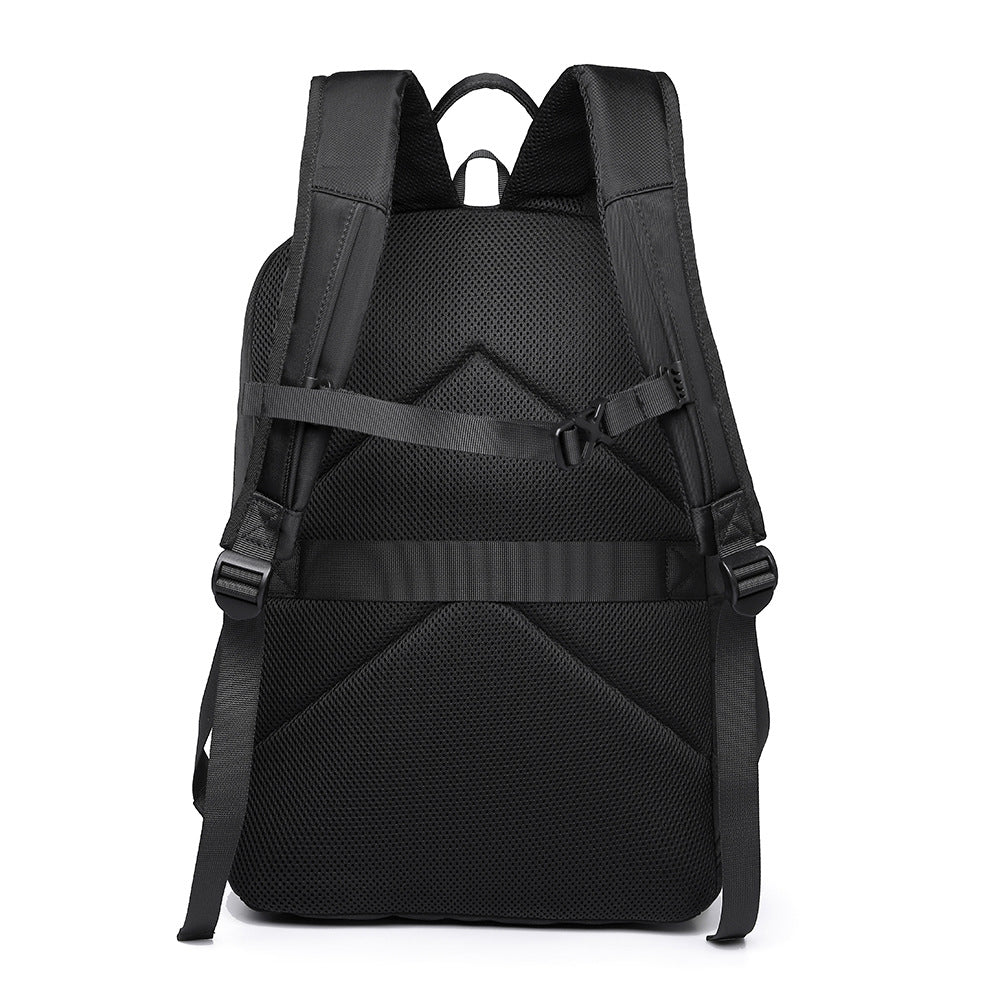Schlanker Multifunktionaler Reise-Rucksack Brehn