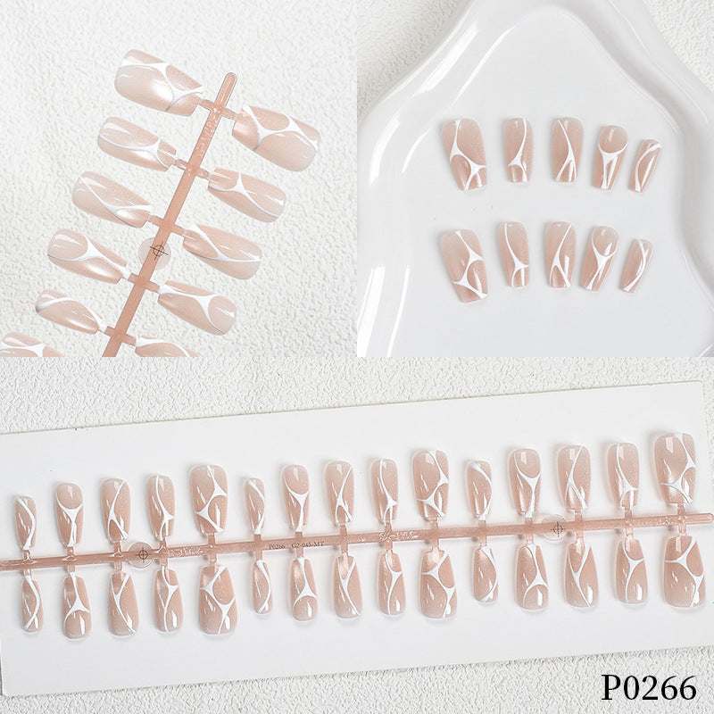 Press-On Nail Art Brehn