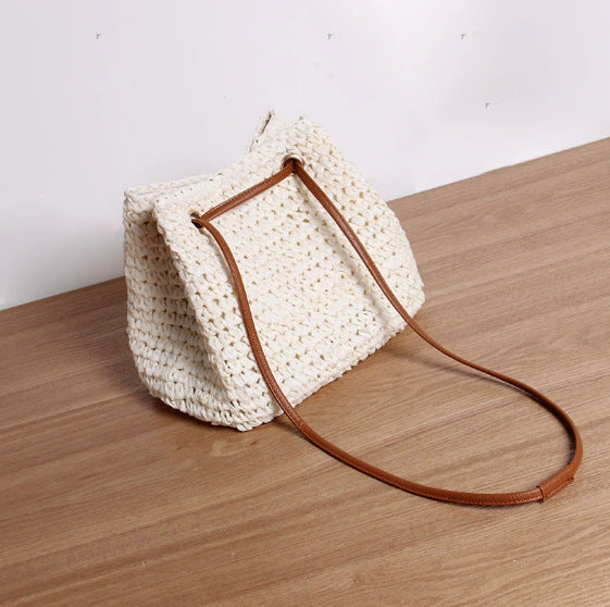 Damen Handtasche mit integriertem Schulterriemen aus Kunststoffen Brehn