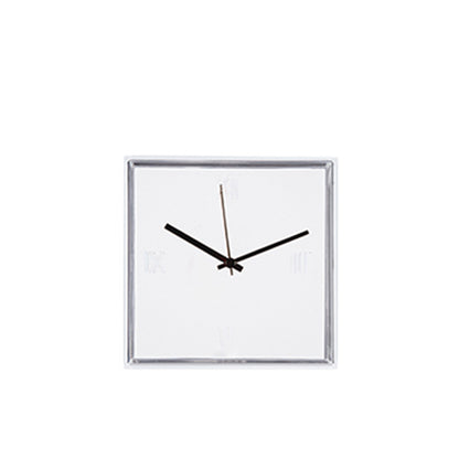 Moderne quadratische Wanduhr