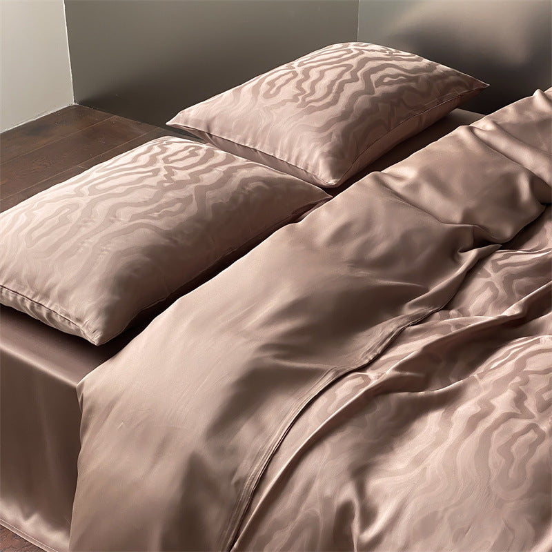 Luxuriöse Satin-Bettwäschegarnitur mit Jacquard-Leopardenmuster und seidig-mattem Finish