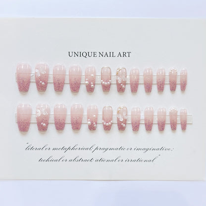 Dekoratives Press-on-Nagelset mit Schmetterlingsdesign