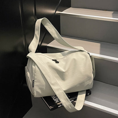 Damen Sportliche und geräumige Reisetasche Brehn