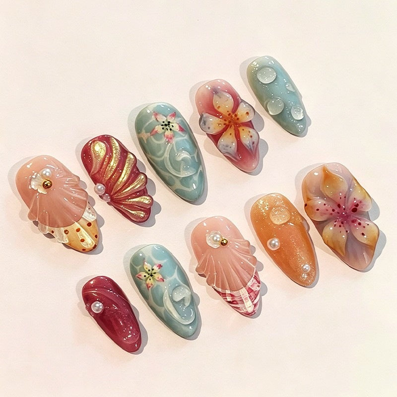 Kunstnagelset mit einzigartigen floralen und maritimen Designs Brehn