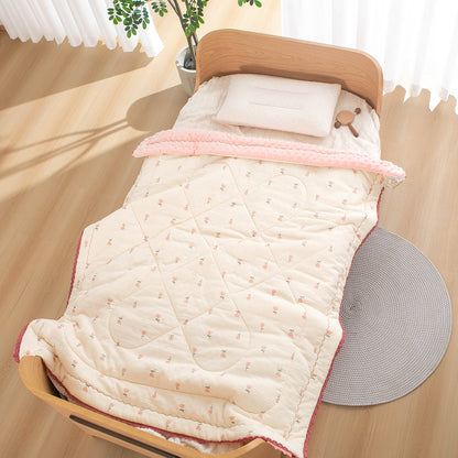 Damen Tagesdecke mit hochwertigem floralem Design Brehn