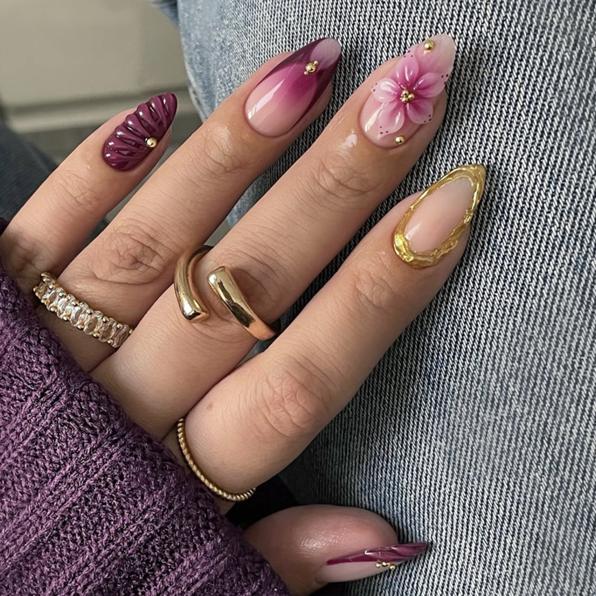 Elegante Kunstnägel mit floralen Akzenten Brehn