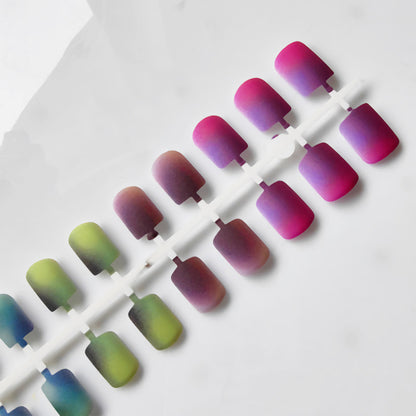 Kunstfingernägel Im Eleganten Ombre-Design Brehn