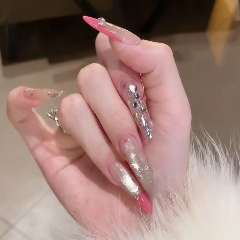 Glamouröse Kristall Akzent Nagelverlängerungen