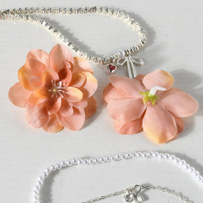 Elegante florale Haarklammern