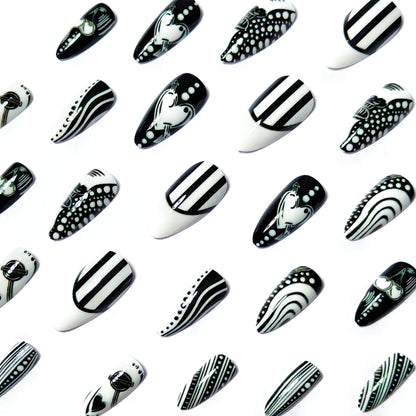 Künstlerische Spitzennagelkunst Brehn