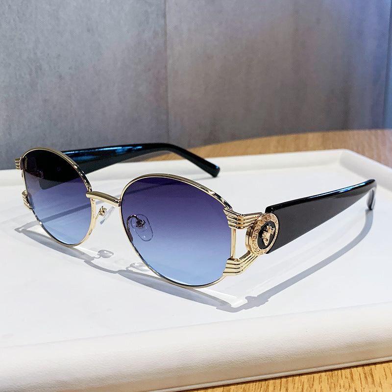 Damen elegante Sonnenbrille mit luxuriösem Metallrahmen und verspiegelten Gläsern Brehn
