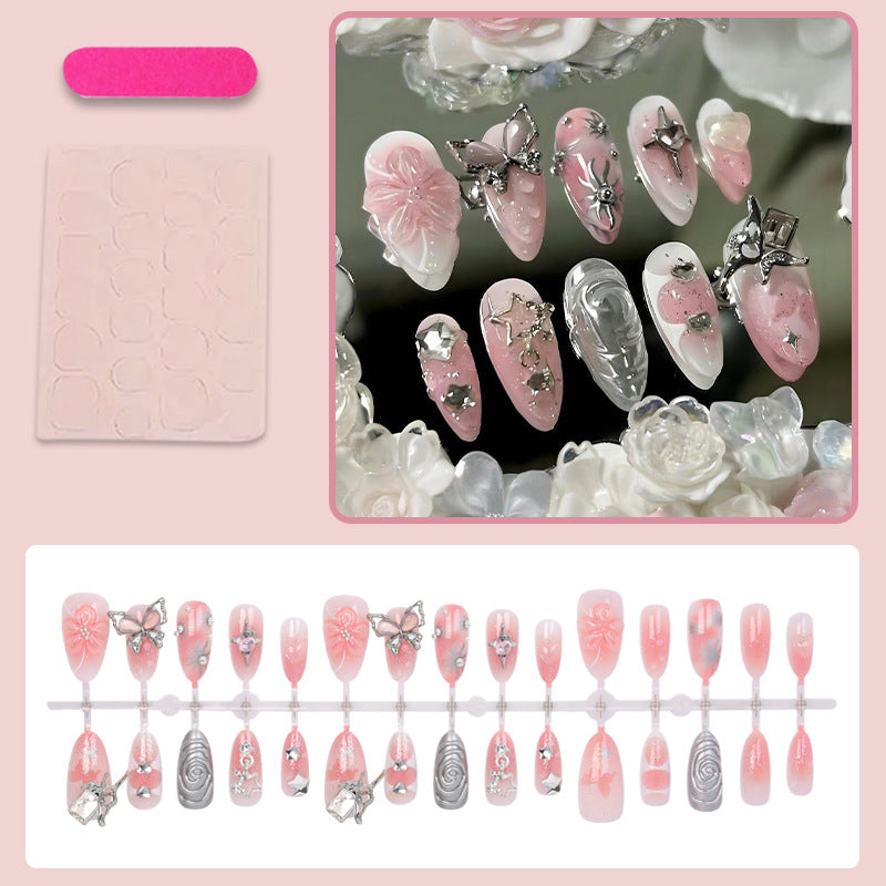 Kunstnagelset mit funkelnden 3D-Verzierungen und kreativen Designs Brehn