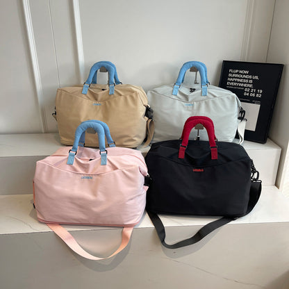 Damen Elegante und geräumige Sport- und Reisetasche Brehn