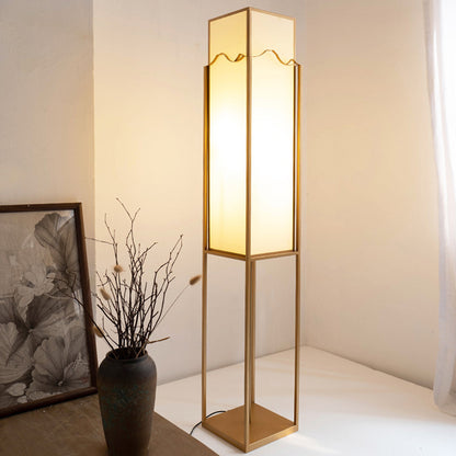 Elegante Slim Stehlampe
