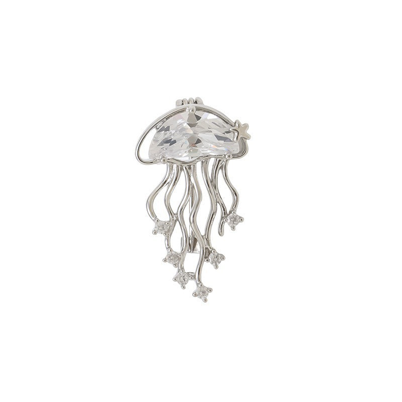 Elegante Quallenbrosche mit Funkelnden Kristallen Brehn