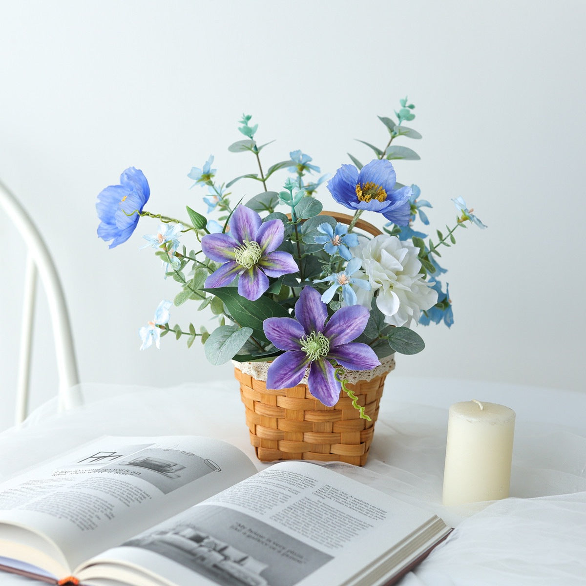 Elegante künstliche Blumenanordnung