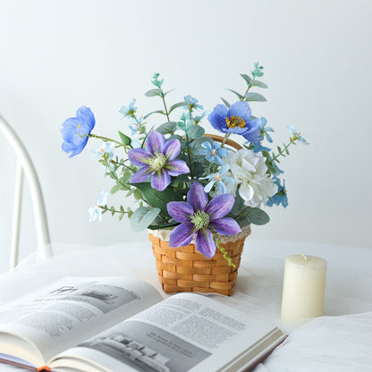 Elegante künstliche Blumenanordnung