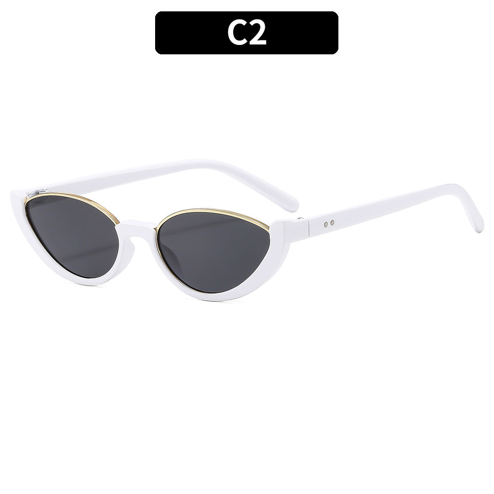 Chic Katzenaugensonnenbrille mit goldenen Akzenten