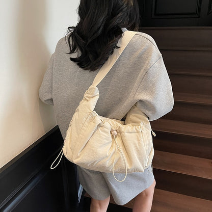 Gepolsterte Sling-Schultertasche Brehn