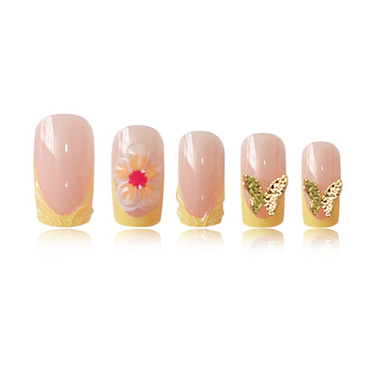 Künstlerisches florales Press-On-Nageldesign Brehn