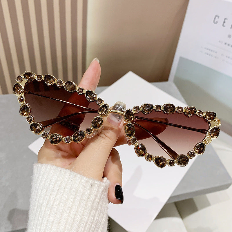 Damen Glamouröse Cat-Eye Sonnenbrille mit funkelnden Strassdetails Brehn