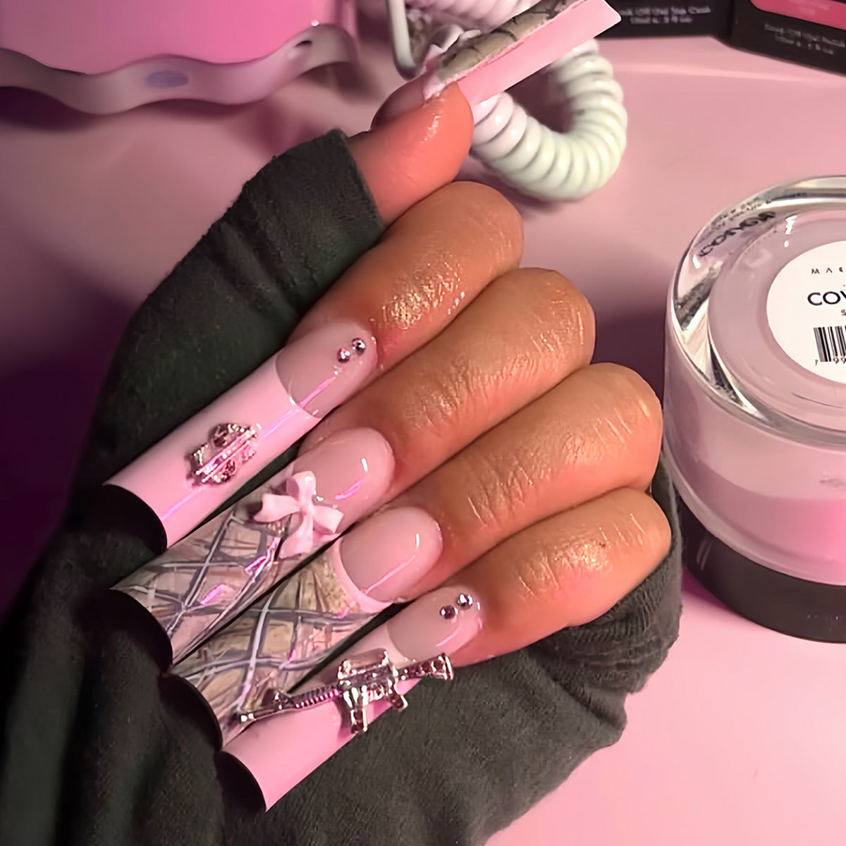 Glamorous 3D Dekorative Nagelkunst Erweiterungen Brehn