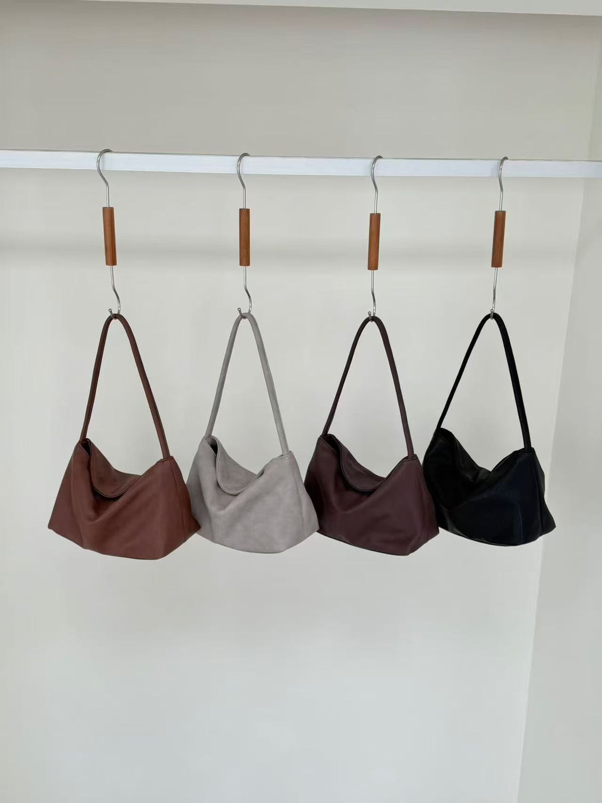 Minimalistische Leder Hobo Tasche