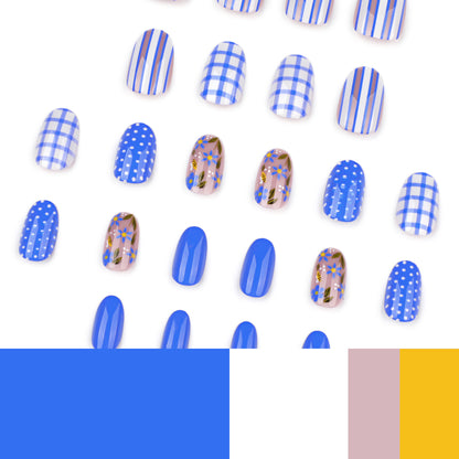 Kunstvolle Nagelkunst mit floralen und geometrischen Designs Brehn